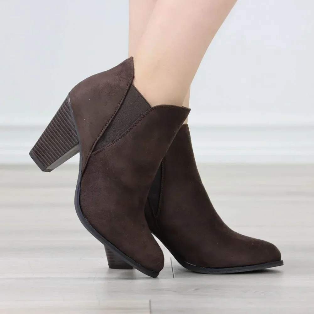 Womens Ankle Heeled Boots Elastic Gore Pointed Toe Brown Faux Suede - Picture 3 of 12